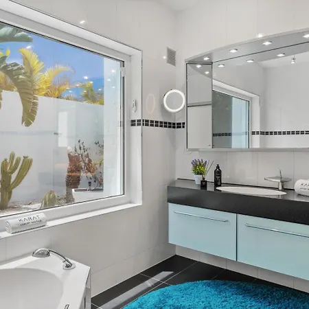 Сasa de vacaciones Karat Villa Ambassador